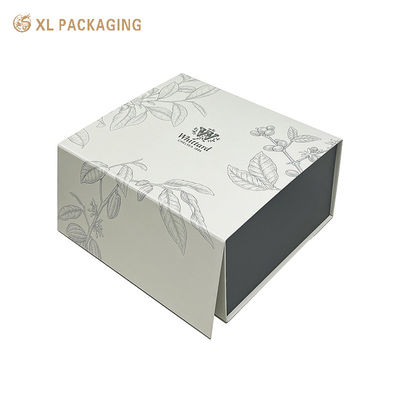 Buy Luxury Magnetic Rigid Gift Box with 2mm Rigid Paperboard and Magnetic Flip Lid for Custom Logo Printing online manufacture