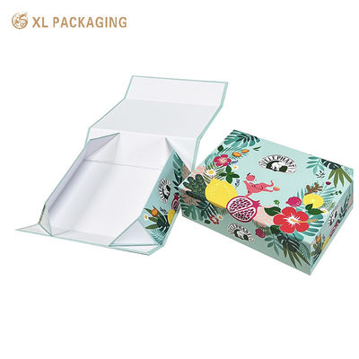 Buy Customizable Eco-friendly Foldable Magnetic Closure Gift Box with Gold Foil for Luxury Packaging online manufacture
